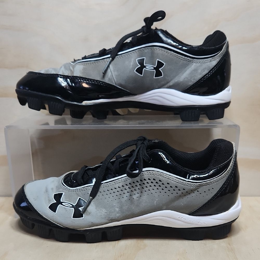 Under Armour MLB Authentic Collection Kids 5.5 Y Athletic Sneakers Cleats